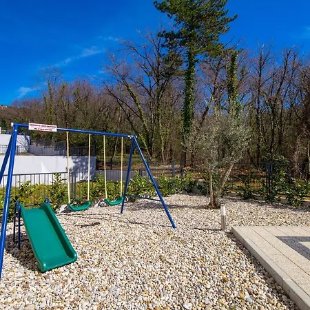 Apartman Pearl Appartamento Kostrena